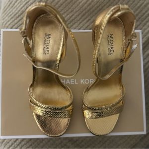 Michael Kors Sandals/Pumps